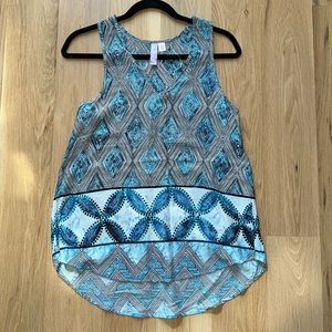 Never worn Very light and flowy Anthro tank perfect for hot days!